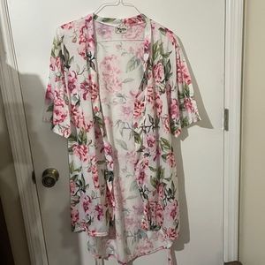 Show Me Your Mumu Garden of Blooms Brie Floral Robe One Size